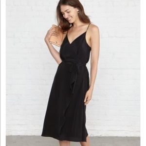 Amour Vert Varden Washable Silk Wrap Dress